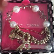 New Betsey Johnson Pink Crystals Pearls Bow Hearts