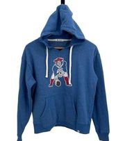 47 Brand Women’s NFL New England Patriots Fleece Lined Logo Hoodie Blue Medium