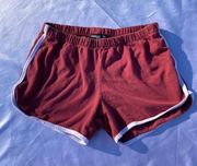 Popular Basics  burgundy short shorts M