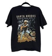 Garth Brooks World Tour 2014-17 Short Sleeve T-Shirt Medium