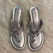 Lilly Pulitzer Sandals size 6M leather upper excellent condition color silver