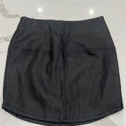 Lulus Lulu’s Faux leather mini skirt NWOT