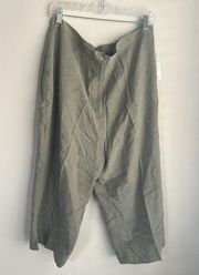 Karen Scott NWT tencel capri 1X