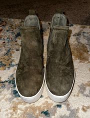 Steve Madden Ferry Green Suede