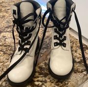 Kendall And Kylie Black And White Combat Boots 