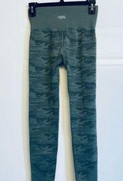 RYKA Women’s Seed HTR Athletic Seamless Leggings Camo Small