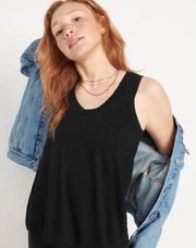 Old Navy  Luxe Jersey-Knit V-Neck Tank Top - Black