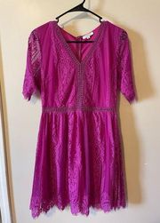 Lace Short Sleeve Lace Fuchsia V-neck Mini Dress Size Medium