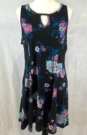 Black floral keyhole shift dress size XL