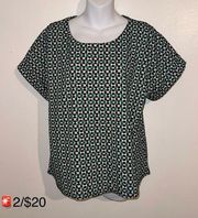 Melloday Black, White & Green Geometric Women’s Casual Top Medium 🚨$2/20