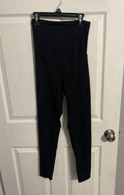 Motherhood Maternity Secret Fit Belly Leggings Size M New Without Tags