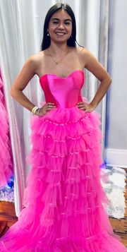 🩷 Pink Satin And Mesh Formal Dress