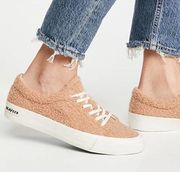 NEW  Gallery Faux Shearling Sneaker Blonde Tan Size 6