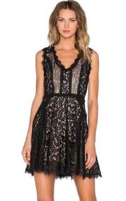 NWOT  REVOLVE HeartLoom Sienna Lace Dress