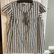 St. John’s Bay Lightweight Gray & White Stripped Blouse With Cap Sleeves- Large