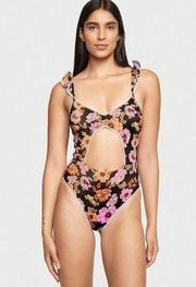 VICTORIA'S SECRET SWIM Ruffle One-Piece cheeky Swimsuit w/ Crochet cut out XL