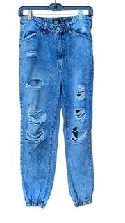 SIMPLE Society women's size 9 distressed joggers jeans