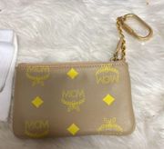 MCM
Mini Color Splash Logo Pouch-On-Chain​