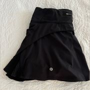 Lululemon skirt, size 6 regular.