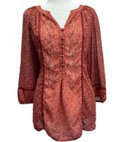 Buckle Brand Coral and Rust Sheer Peasant Blouse with Rhinestones Size Small