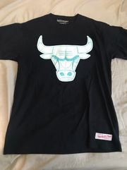 Brand New  Chicago Bulls Shirt Size M