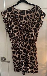 cheetah print romper, ruffled sleeves, v neck cut, size large