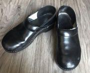 Dansko Classic Slip On Leather Clogs Shoes Dansko