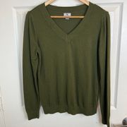 Army Green V-neck Pullover Sweater