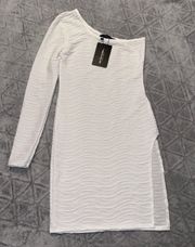 PrettyLittleThing White Swirl Textured Bodycon Dress