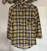 #14 Polly and Esther plaid super soft button down. NWT