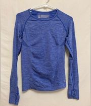 Victorias Secret VSX Sport Long Sleeve Top with Thumb Holes Size Small