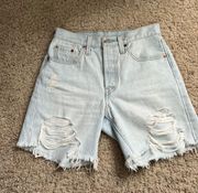 501 Mid Thigh Shorts