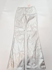 Superdown Shalisa Mid Rise Pant in Silver