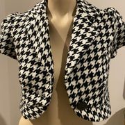 🛍Body Central Black & White Cropped Blazer Size S 4 🛍