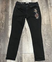 Black Skinny Jeans With Embroidered Floral Accent Size 10