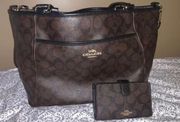 Coach Tote Handbag And Matching Wallet