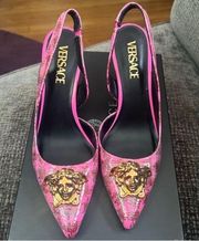 Versace Médusa Insignia Patent Leather Slingback