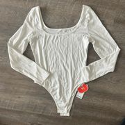 Cider  White Long Sleeve bodysuit size Small