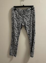 Nike Dri Fit Black and White Print Capri Leggings