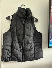 Kenneth Cole reaction puffer black vest