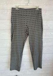 Roz & Ali black & white stretch ankle pants Size 14