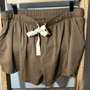 Universal Standard brown soft shorts with pockets