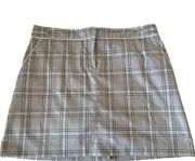 IZOD golf skort gray and white plaid  size 12 women's