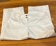 White House Black Market Mid-Rise Pret-A-Pedi Crop Pants Size 4