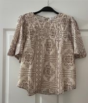 | NWOT | Smocked Print Top | L | Cream | CT8281