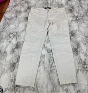 Hollister white crop Zipper ankle detail jeans size 7 / 28 waist