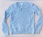 Cashmere Essential V-Neck Sweater - Grey