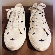Universal Thread Canvas Lace-Up Low-Top Women's Walking Sneakers Size 10