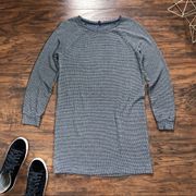 Lou & Grey • houndstooth sweatshirt dress mini Signaturesoft knit black white