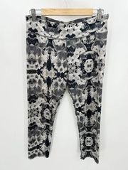 Energie Leggings Women LARGE Black White Floral Print Justine Pull On Cropped